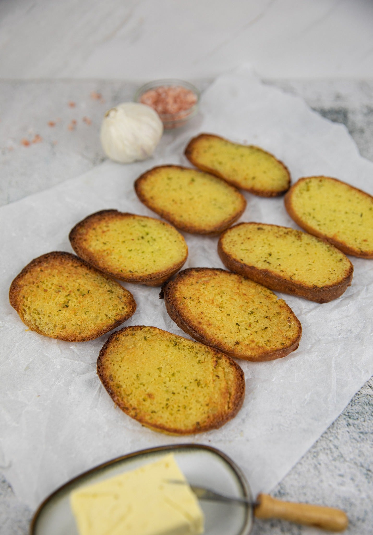 Keto Garlic Bread Dinner Rolls