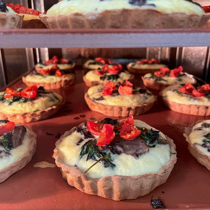 Keto Mushroom, Spinach & Tomato Quiche